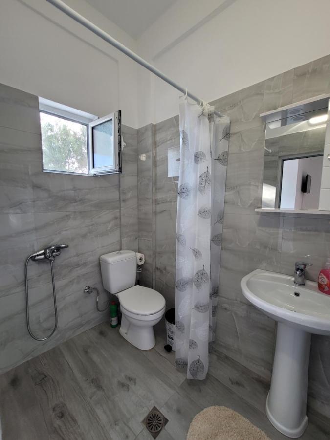 M&J Home Ксамил Екстериор снимка